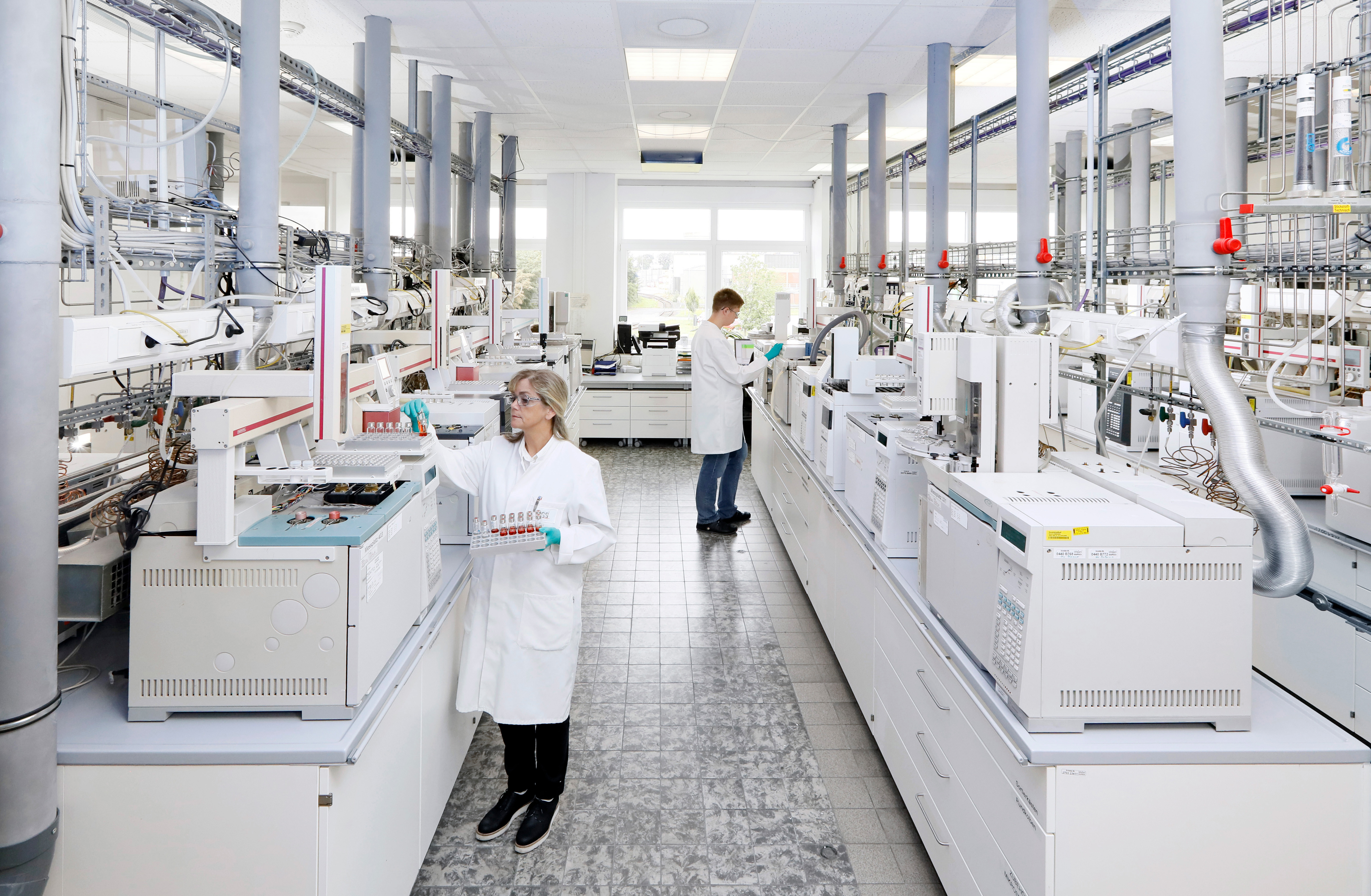 German Lab Instruments German Physical Laboratory